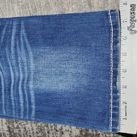 MISS ME EMBROIDERED GOLD SEQUINS FAUX-FLAP POCKETS RHINESTONES CUFFED CAPRI JEAN - Picture 14 of 16